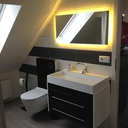 Glewitz Am Alten Faehrhaus *