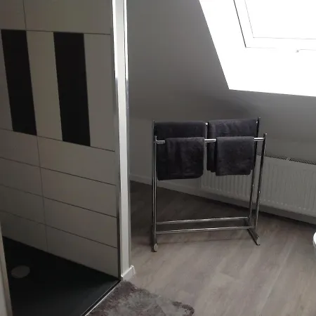 Glewitz Am Alten Faehrhaus *