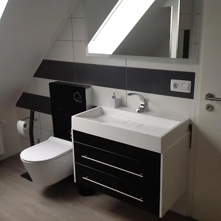 Glewitz Am Alten Faehrhaus *