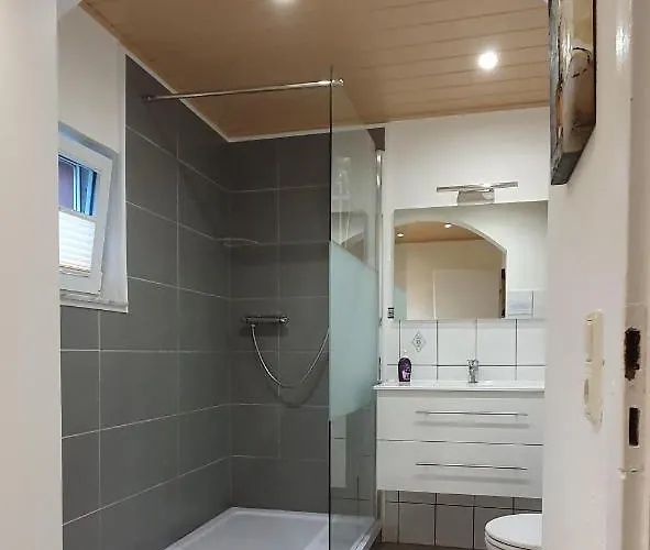 Glewitz Am Alten Faehrhaus *