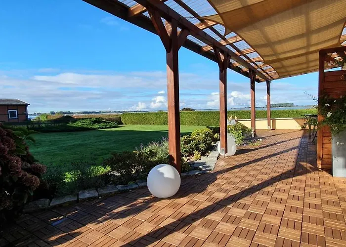 Апартаменты Glewitz Am Alten Faehrhaus