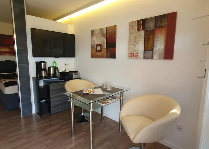 Glewitz Am Alten Faehrhaus * Garz (Rugen)